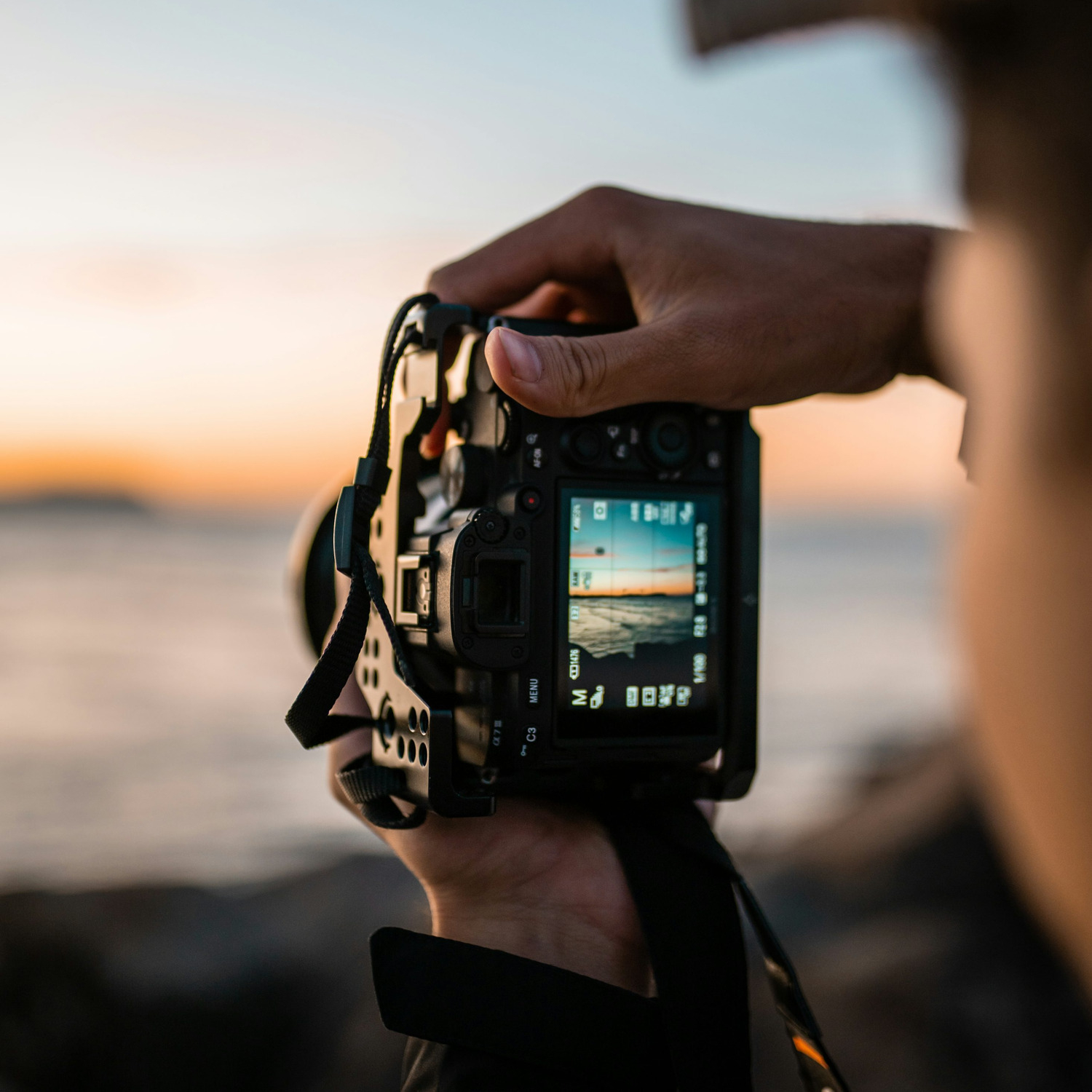 Photo & Video